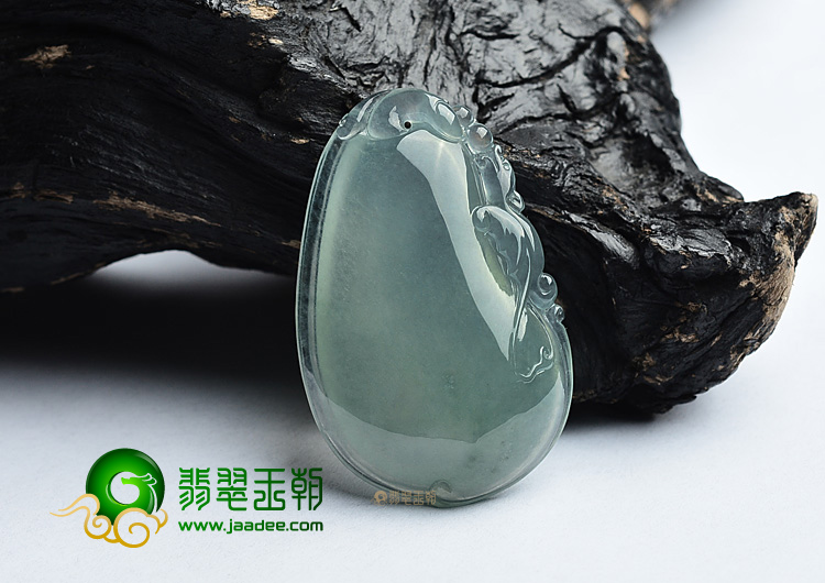 冰种晴水福瓜挂件
