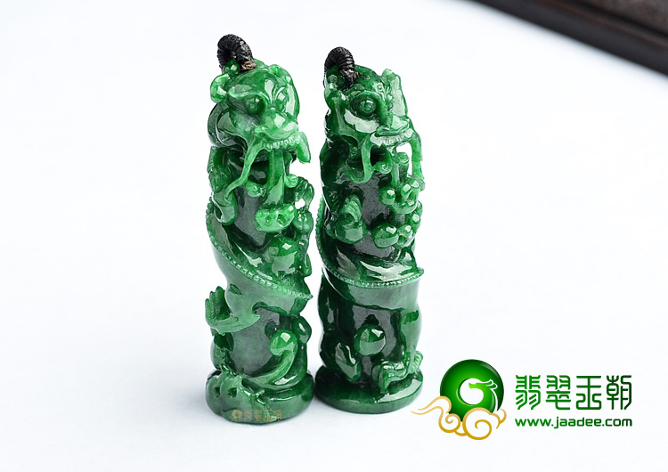 (超值推荐)糯冰种阳绿龙柱挂件(一对)