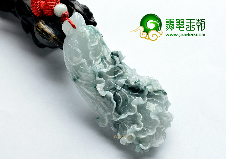 (超值推荐)糯冰种飘花白菜挂件