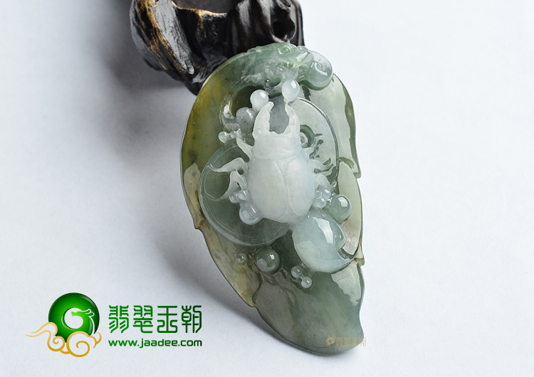 (超值推荐)糯冰种晴水褐黄翡富甲天下挂件