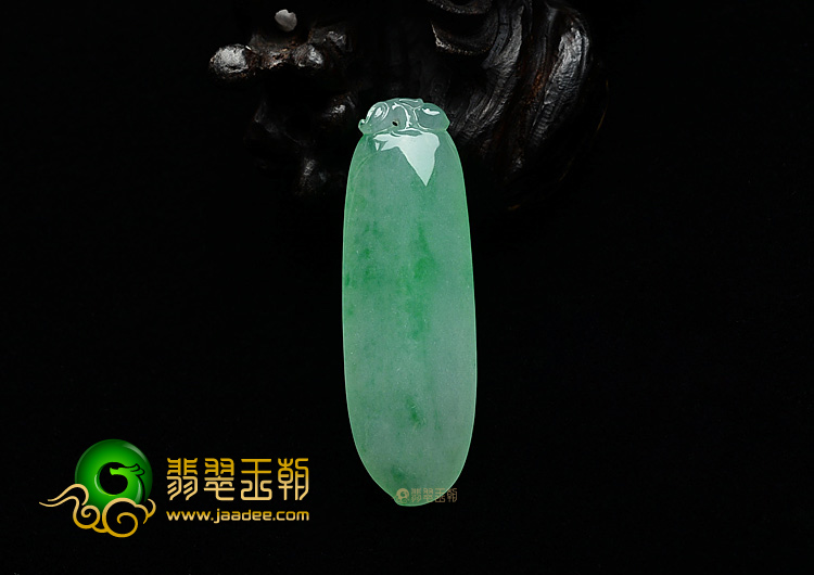 (超值推荐)冰种飘翠福瓜挂件