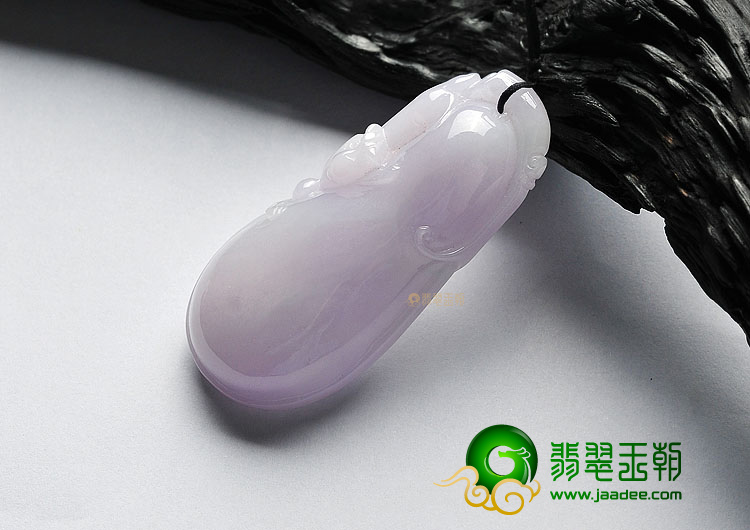 糯冰种紫罗兰福瓜挂件