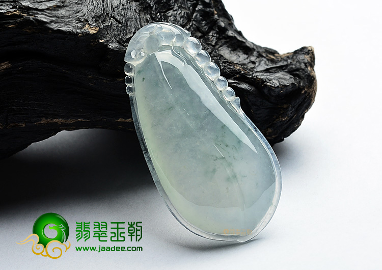 (超值推荐)冰种飘花福瓜挂件