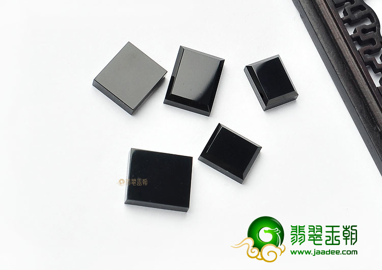 (超值推荐)玻璃种墨翠戒面(一批走)