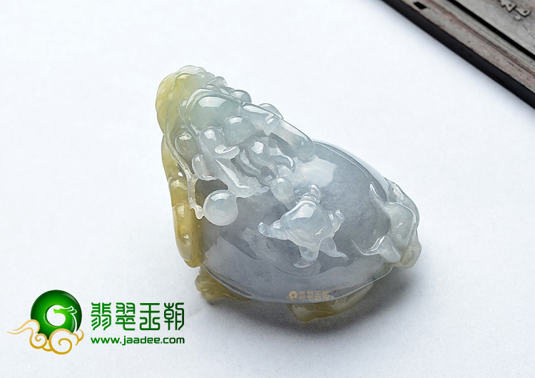 (超值推荐)糯冰种晴水黄翡龙头龟挂件