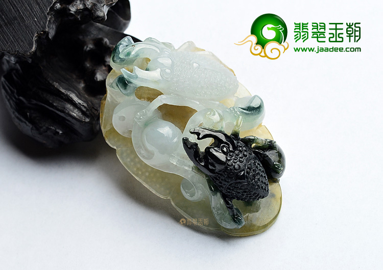 (超值推荐)糯冰种黄翡飘花富甲天下挂件