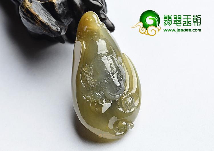 (超值推荐)糯冰种褐黄翡英雄挂件