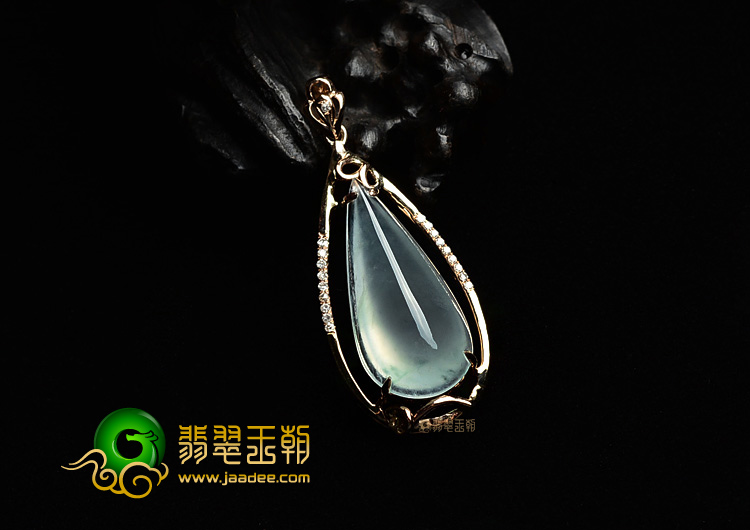 (超值推荐)冰种飘花镶玫瑰金水滴胸坠(真钻)
