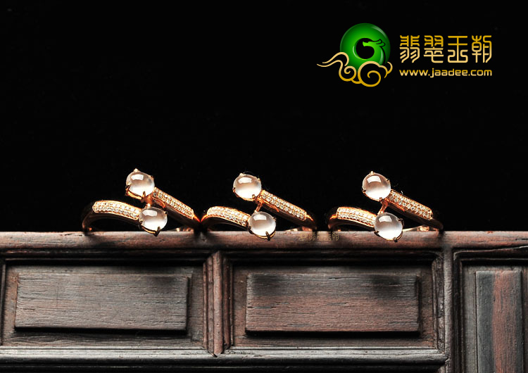 (超值推荐)玻璃种无色镶玫瑰戒指(真钻)(一批走)