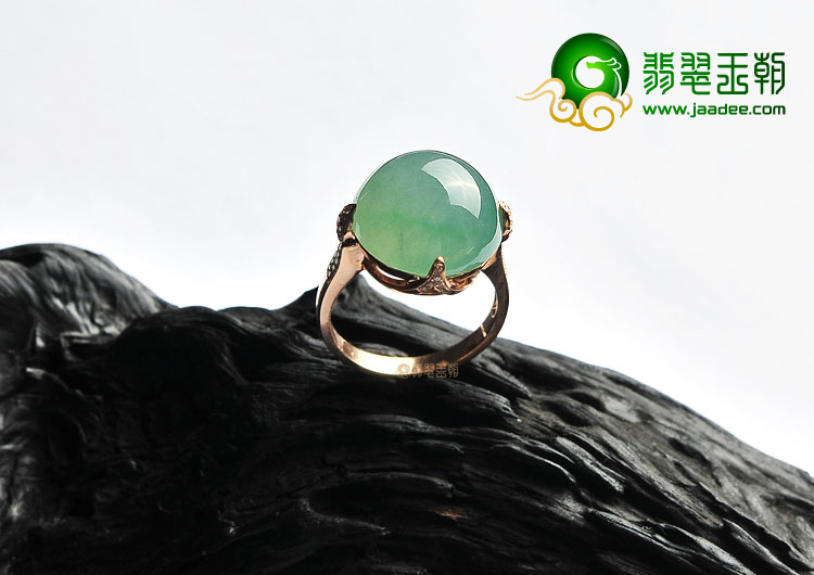 冰种晴水镶玫瑰金戒指(真钻)