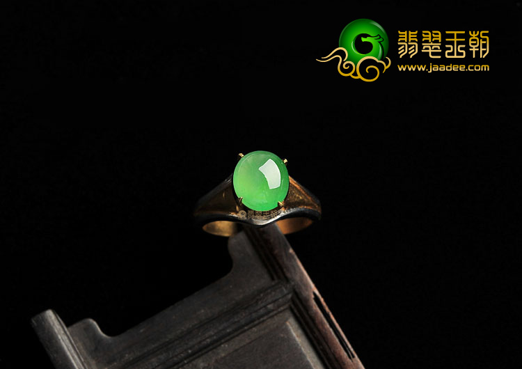 (超值推荐)冰种绿晴水戒面