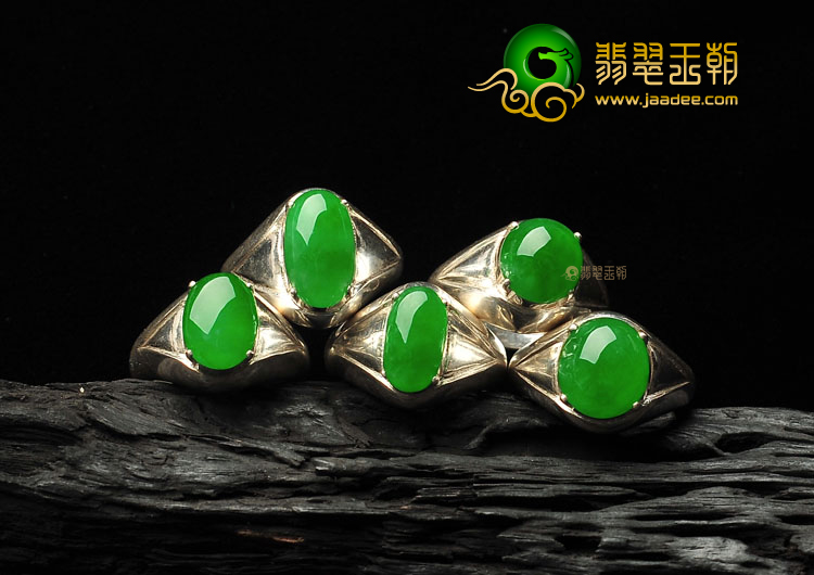 (超值推荐)冰种正阳绿戒面(一批走)