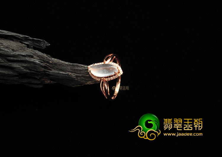 玻璃种无色镶玫瑰金戒指(真钻)