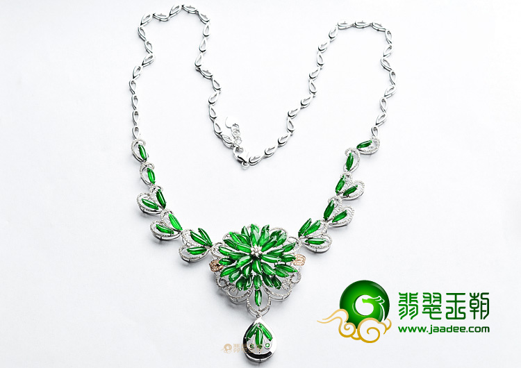 (超值推荐)冰种阳绿镶白金项链(真钻)