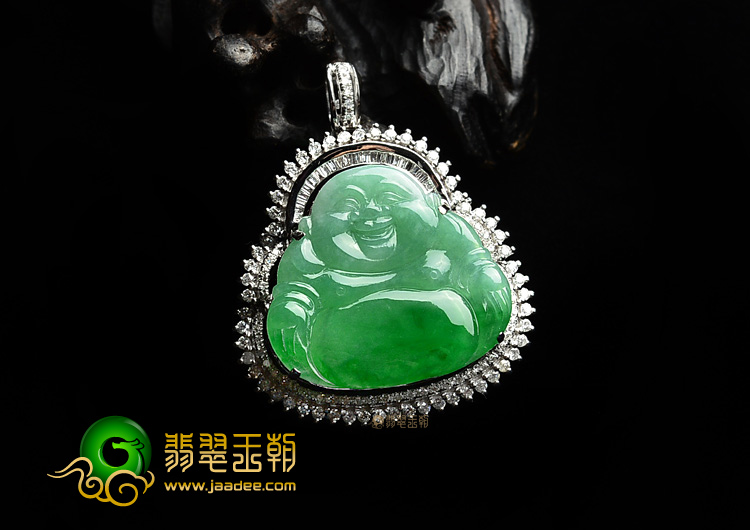 (超值推荐)冰种翠色镶白金玉佛胸坠(真钻)