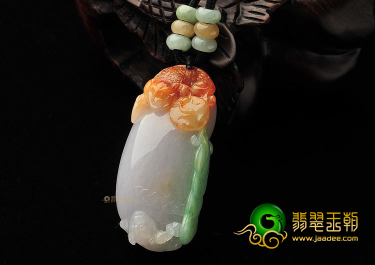 糯冰种三彩招财进宝挂件