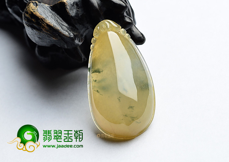 (超值推荐)冰种黄翡飘花福瓜挂件
