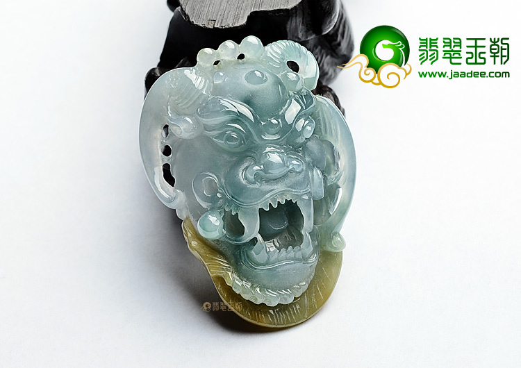 (超值推荐)糯冰种晴水黄翡兽头挂件