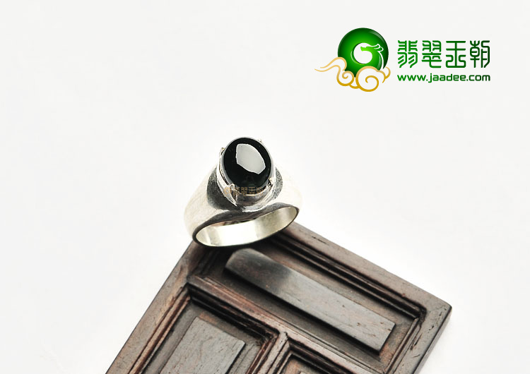 (超值推荐)冰玻种墨翠戒面