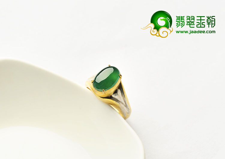 (超值推荐)冰种深绿戒面