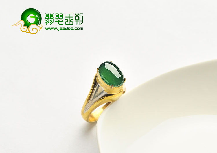 (超值推荐)冰种深绿戒面