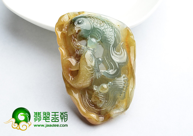(超值推荐)糯冰种晴水褐黄翡年年有余挂件