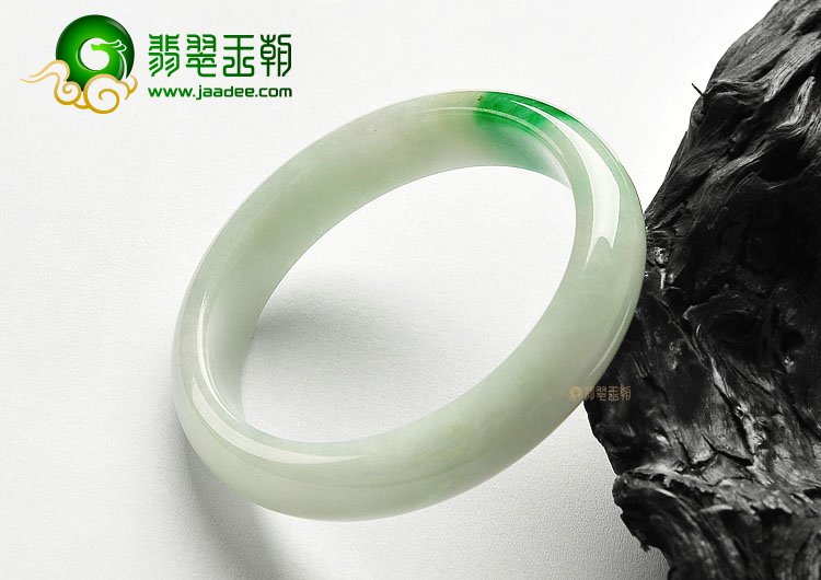 糯冰种飘翠手镯(56mm)