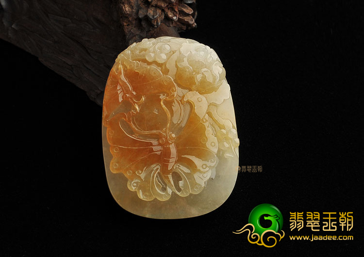糯冰种褐黄翡蝶恋花挂件