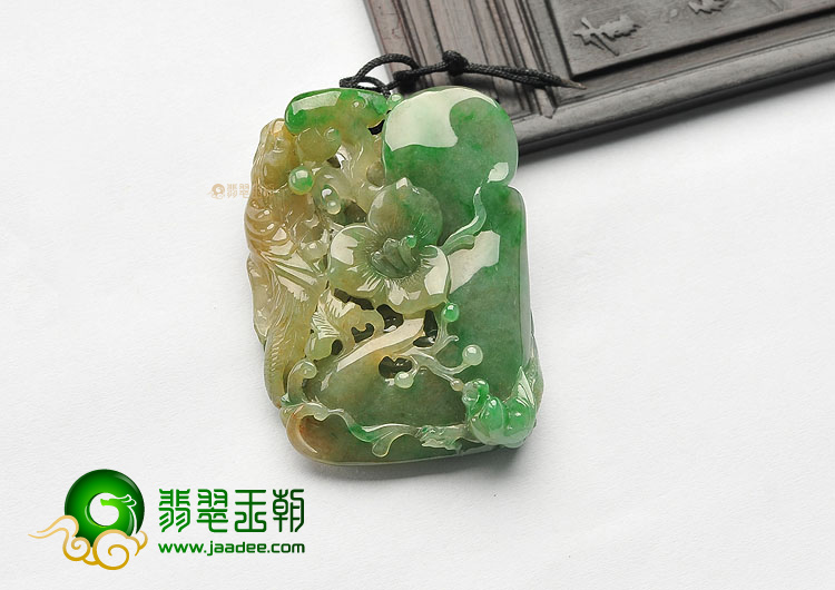 糯冰种飘翠鸟语花香挂件