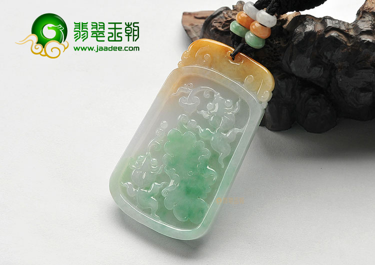 糯冰种三彩金玉满堂挂件