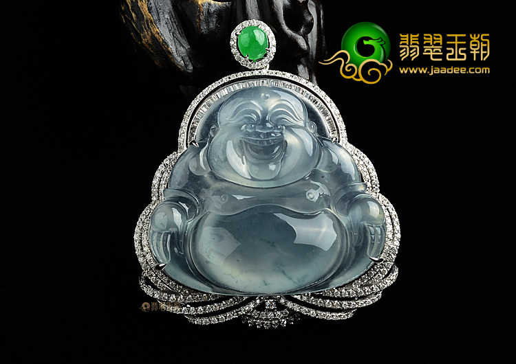 (超值推荐)冰种略飘花镶白金玉佛胸坠(真钻)