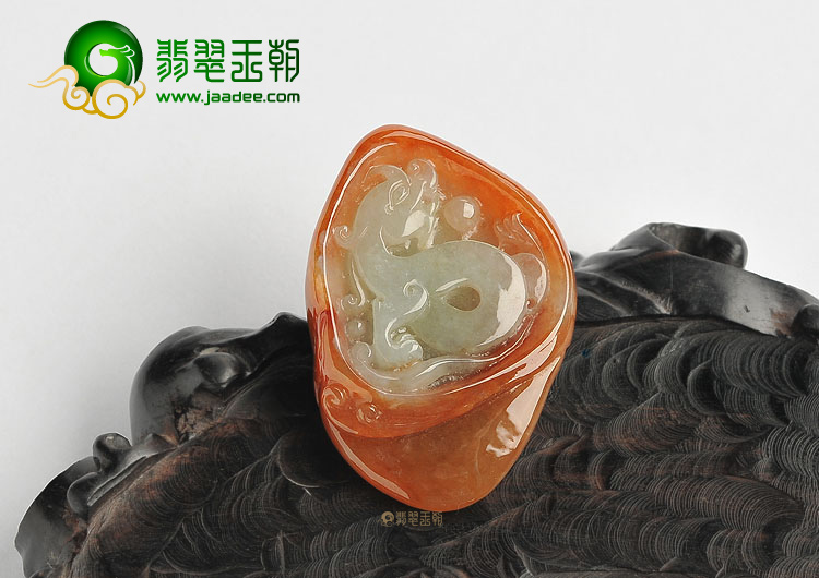 (超值推荐)糯冰种褐红翡仿古龙挂件