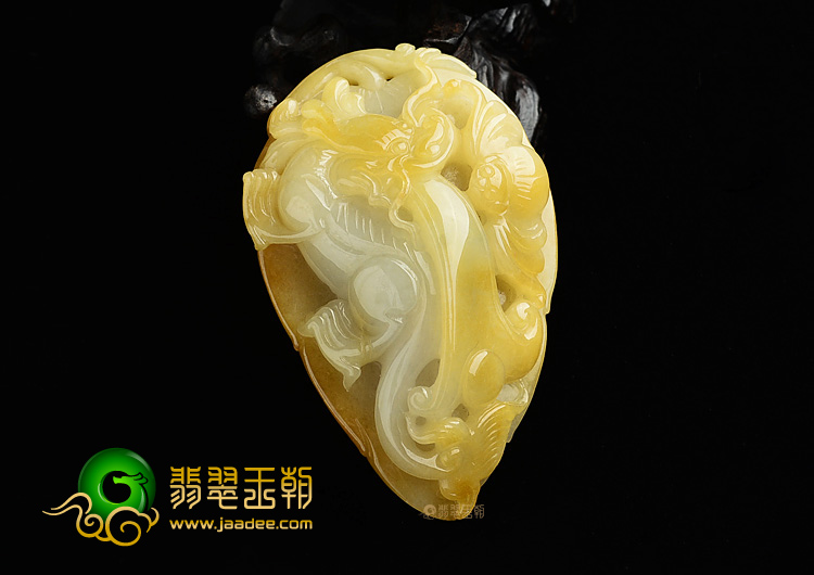 (超值推荐)糯冰种黄翡一夜成龙挂件