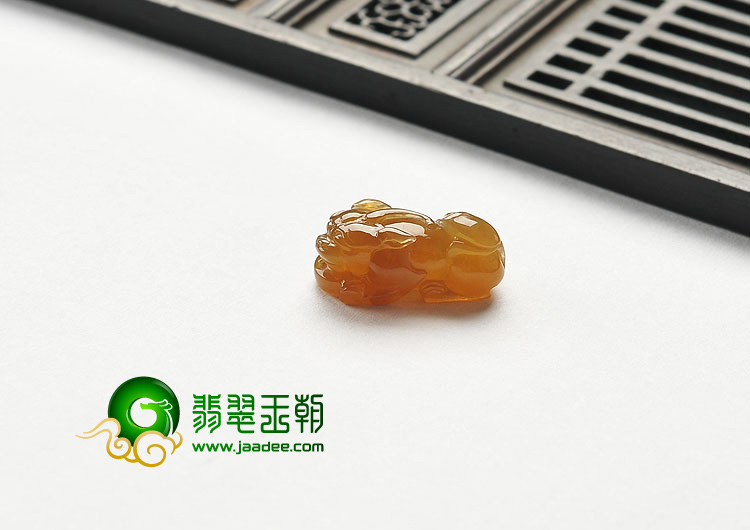 (超值推荐)冰种褐黄翡貔貅戒面(一批走)