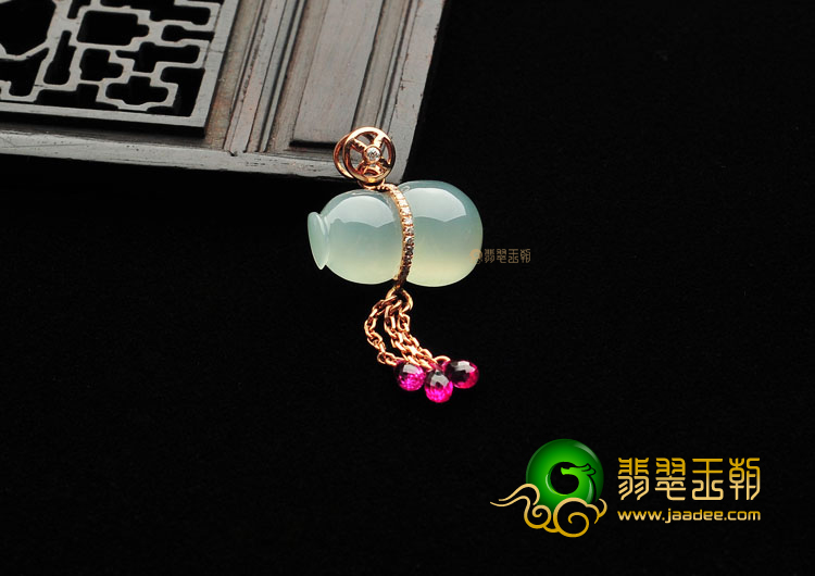 (超值推荐)冰种晴水镶玫瑰金葫芦胸坠(真钻)