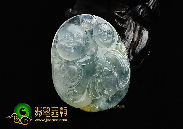 (超值推荐)冰种飘花略带黄翡纳福挂件