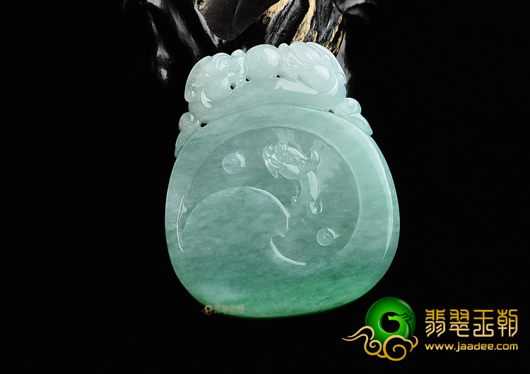 (超值推荐)糯冰种翠色仿古龙挂件