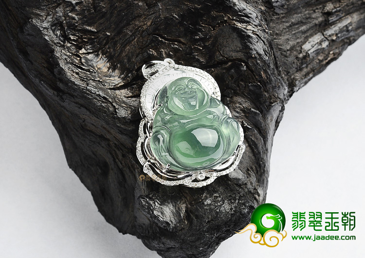 (超值推荐)冰种晴水镶白金玉佛胸坠(真钻)