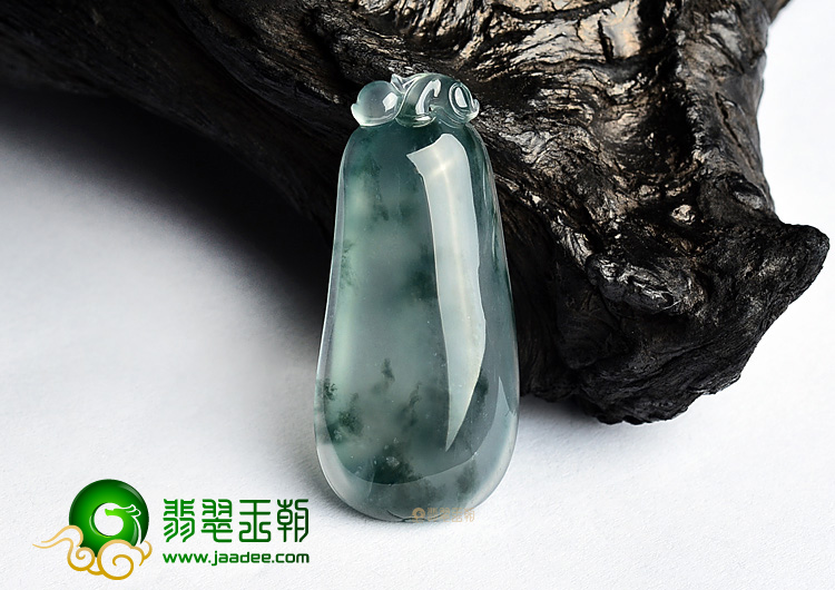 (超值推荐)冰种飘花福瓜挂件
