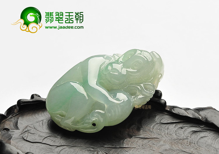 (超值推荐)糯冰种晴水灵猴献寿挂件