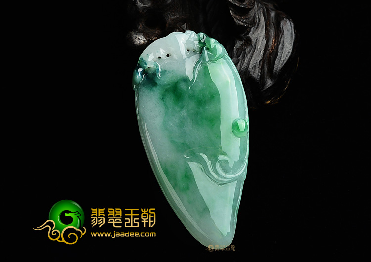 (超值推荐)糯冰种翠色福瓜挂件