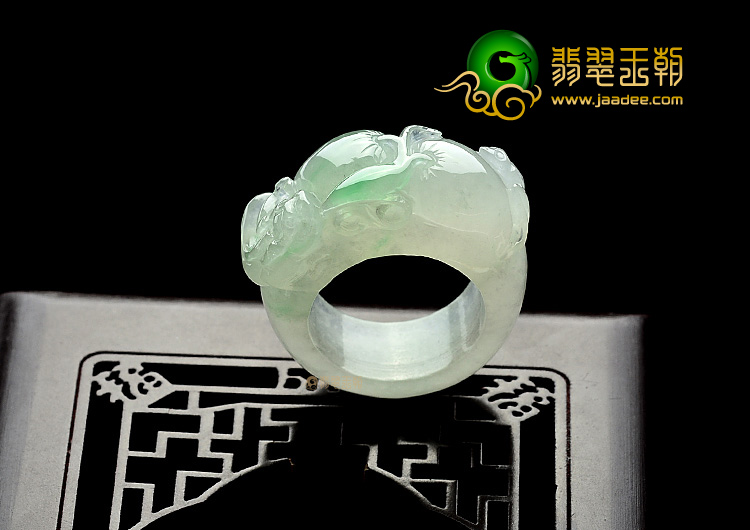 (超值推荐)糯冰种晴水指环