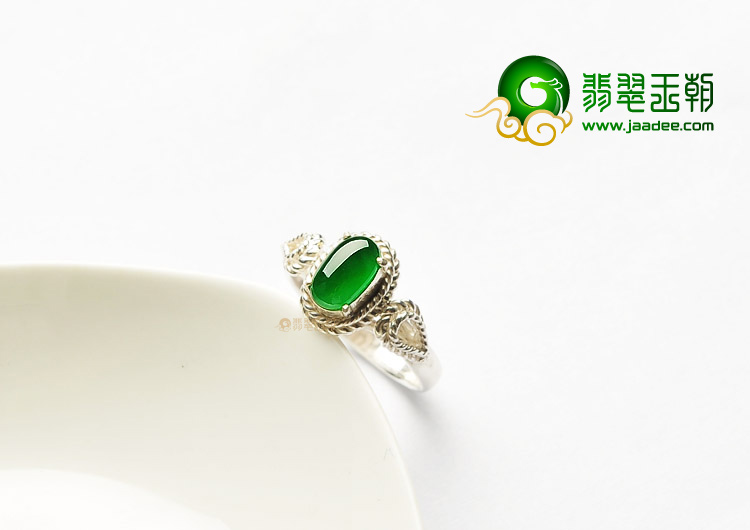 (超值推荐)冰种帝王绿戒面