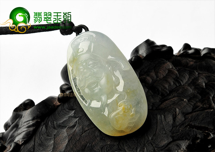 (超值推荐)冰种淡晴水略飘黄翡财神挂件