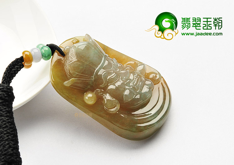 (超值推荐)糯冰种褐黄翡天王挂件