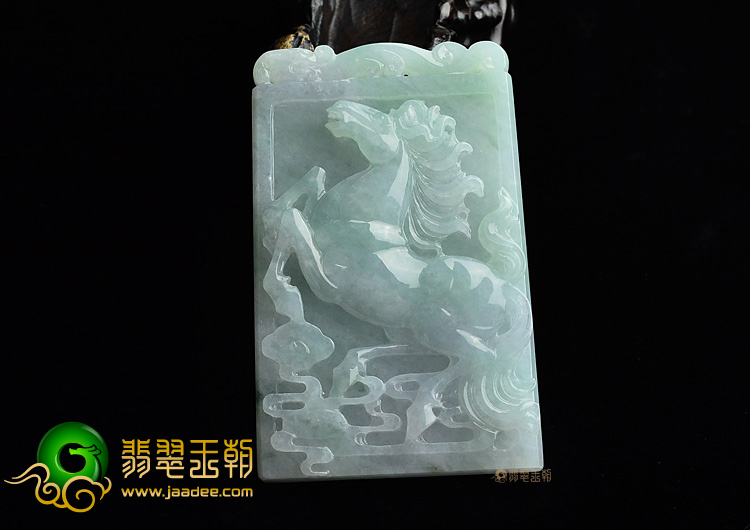 (超值推荐)糯冰种晴水马到成功挂件