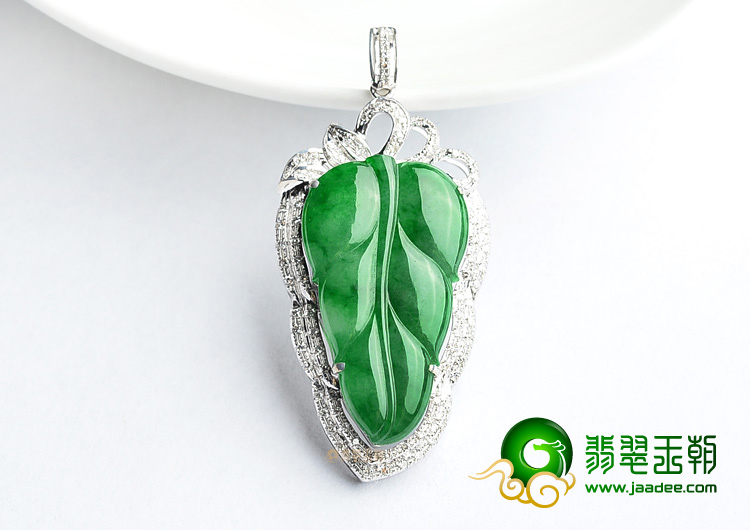 (超值推荐)糯冰种阳绿镶白金金枝玉叶胸坠(真钻)