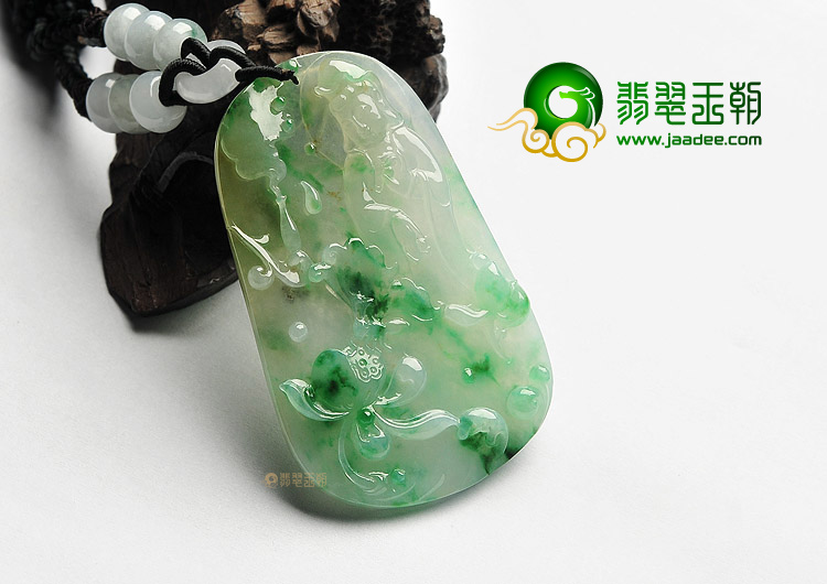 冰种飘绿花莲花观音挂件