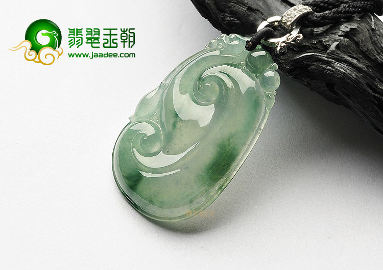 冰种晴水飘花如意挂件