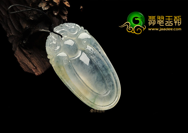 冰种淡晴水飘花福在眼前挂件